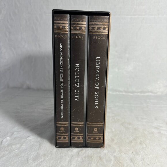 Miss Peregrine's Peculiar Children Boxed Set Hollow City Library of Souls - Picture 2 of 6